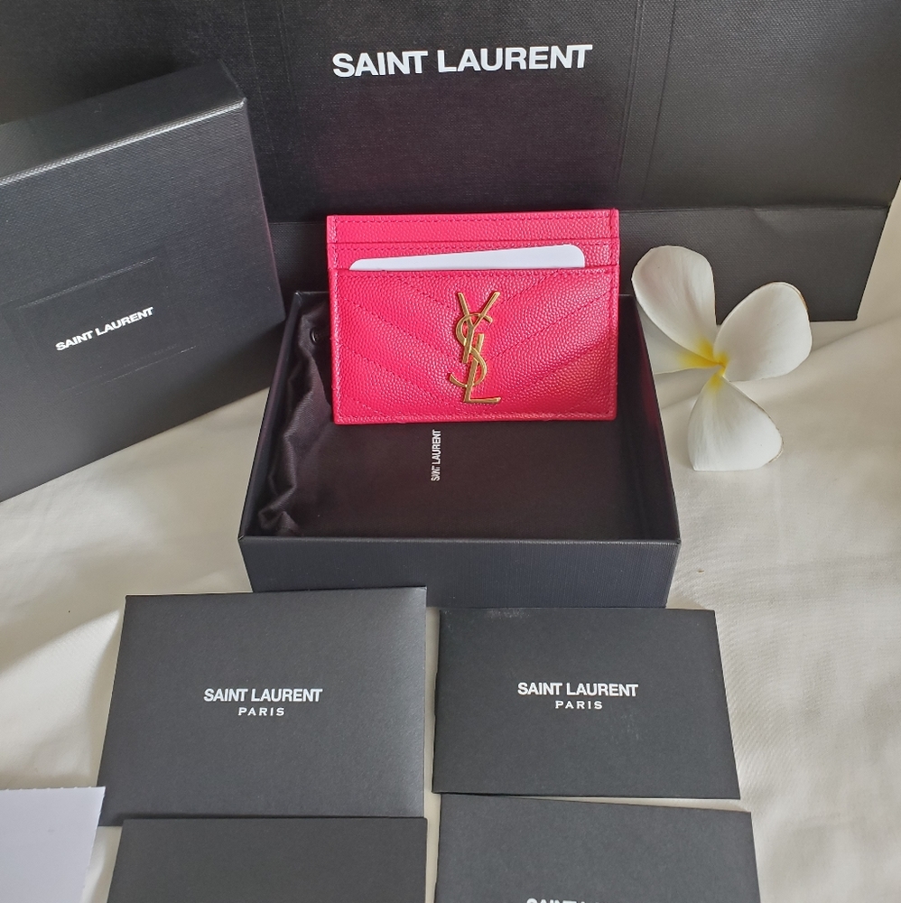 ❌SOLD❌YSL Card holder in pink color